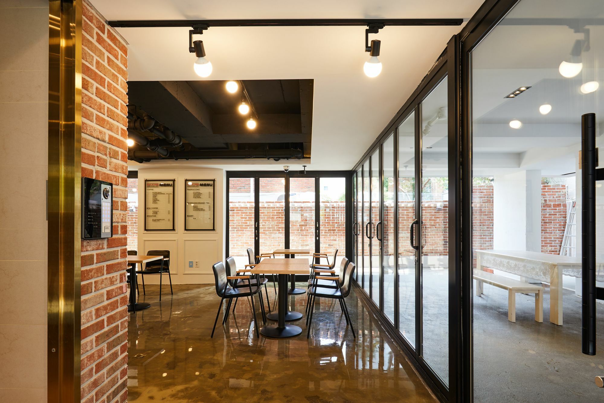 Red Stone Guesthouse